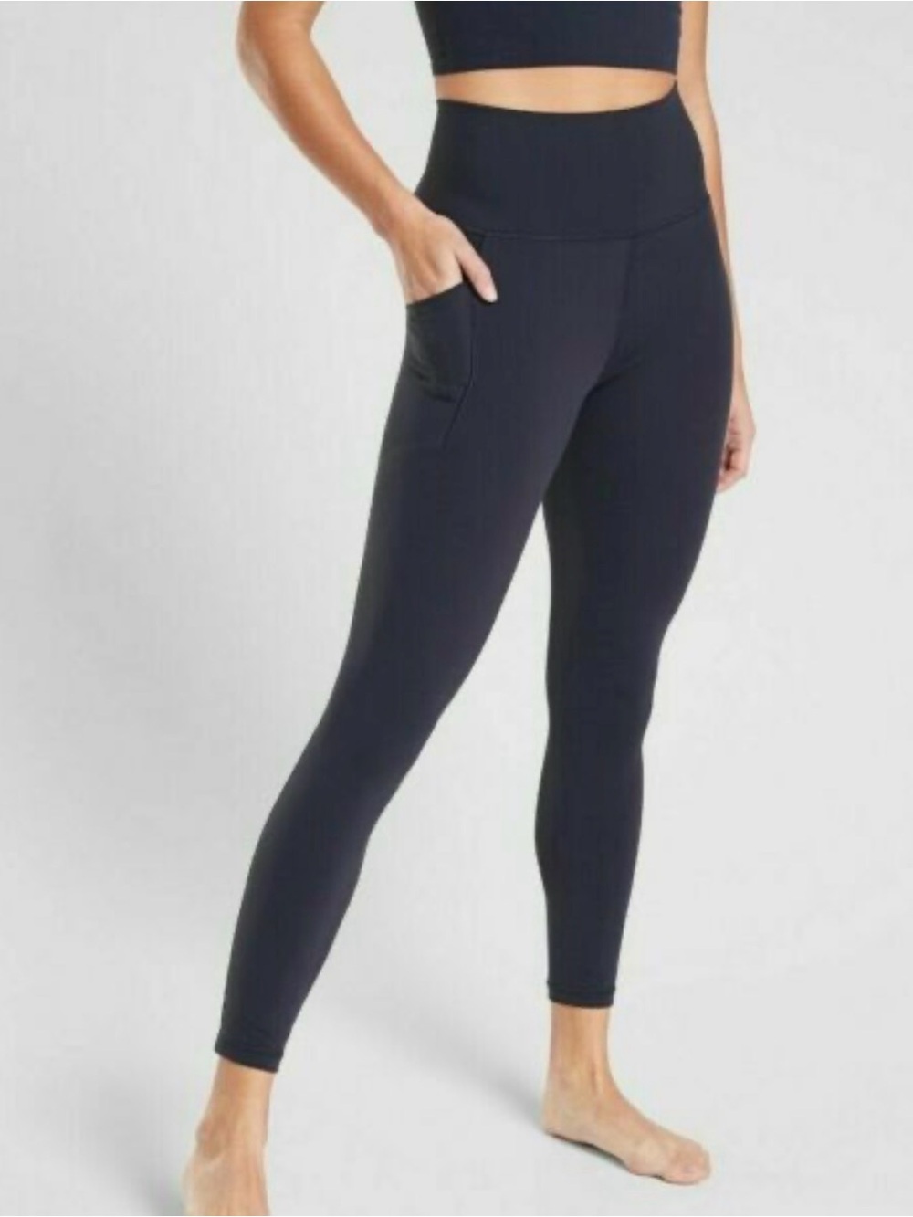 Athleta Salutation Stash Pocket II 7/8 Tight Leggings Navy Blue Size Small